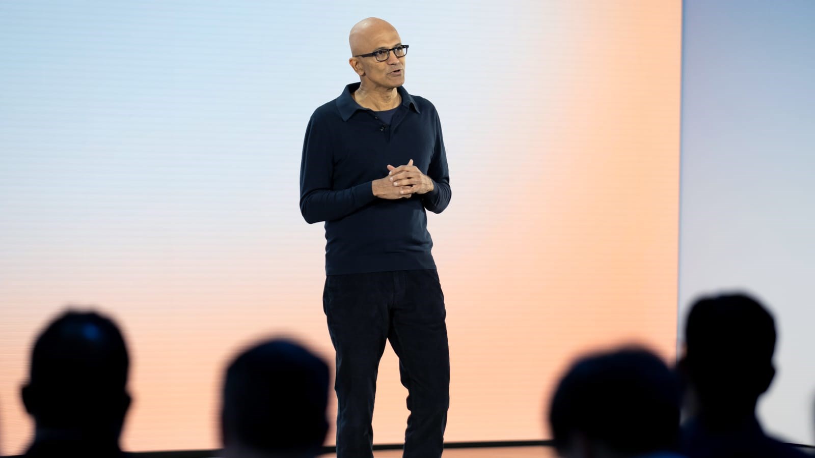 microsoft-ceosunun-maasi-yuzde-63-zam-ile-79-milyon-dolar-oldu-CNefv8zr.jpg