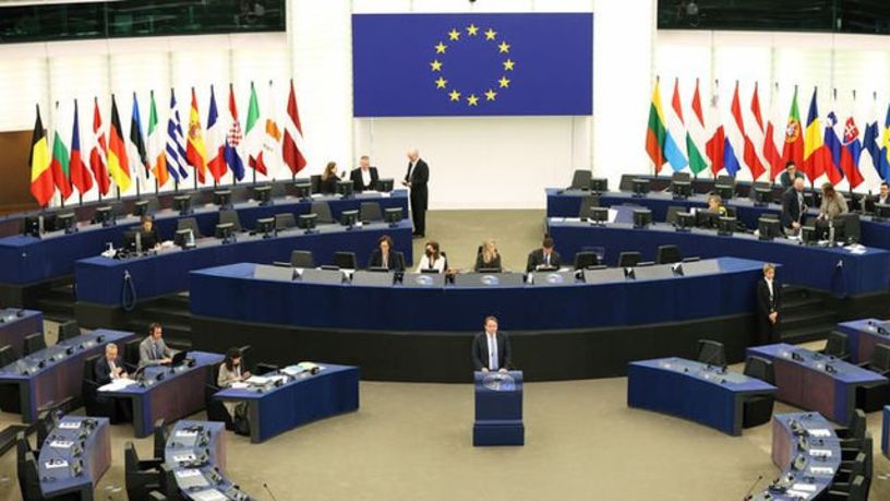 avrupa-parlementosu-yeni-avrupa-komisyonu-ekibini-onayladi-sSavafR6.jpg