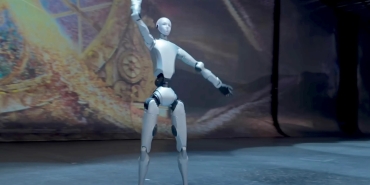 ben-robot-filminden-firlamis-gibi-iste-cinlilerin-yeni-insansi-robotu-qM26tpqy.jpg