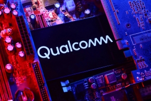 qualcomm-kendi-ai-cipleriyle-nvidia-ve-amdye-rakip-oluyor-ilk-modeller-tanitildi-7uR1G6hn.jpg