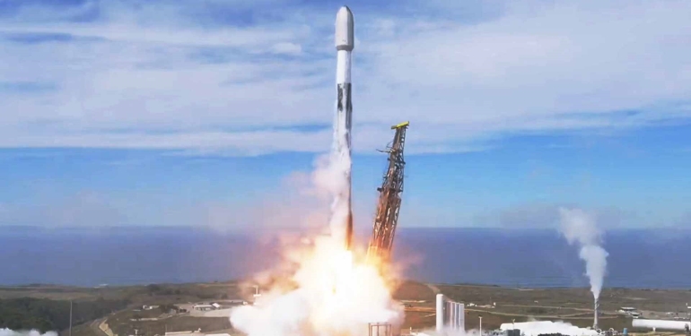 spacex-bes-gunde-84-uydu-firlatti-nCQ5QGha.jpg