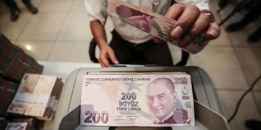tuketici-ve-ticari-kredilerinde-buyume-makasi-aciliyor-Tt8QHRxR.jpg
