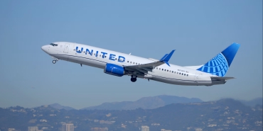 united-airlines-ucagina-carpan-gizemli-cisim-cozuldu-meteoroloji-balonu-cikti-a114dDYW.jpg