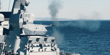savas-gemilerini-koruyan-aselsan-gokdeniz-tcg-istanbuldan-vurdu-8RzinxiE.jpg