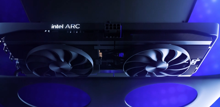 CEO’dan net mesaj: Intel’in GPU işinden vazgeçmeye niyeti yok