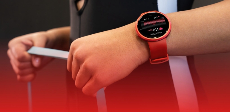 Uygun fiyatlı akıllı spor saati Reebok Rush tanıtıldı