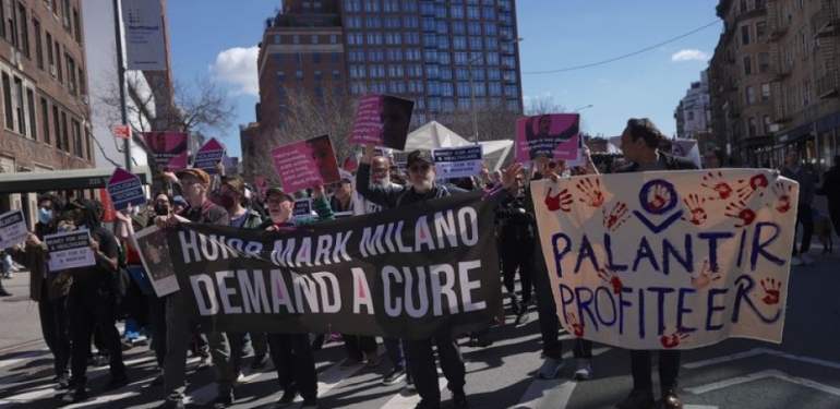 ABD’de Palantir’e karşı protesto