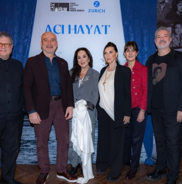 aci-hayat-zurich-turkiye-destegiyle-yeniden-beyaz-perdede-jUVOEZi9.jpg