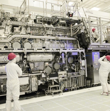 asml-yapay-zeka-cipleri-icin-yeni-nesil-uretim-araclari-gelistiriyor-IV2nafZP.jpg