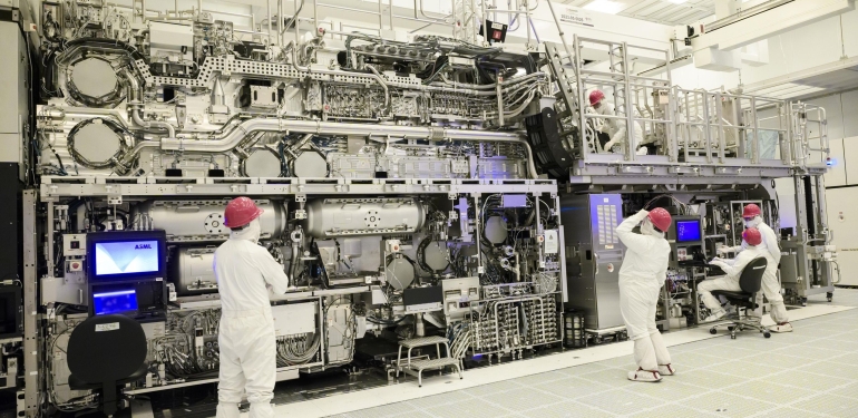ASML, yapay zeka çipleri için yeni nesil üretim araçları geliştiriyor