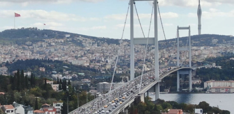 Bayramda otoyol, köprü ve toplu taşıma ücretsiz