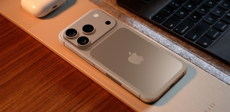 Phone 17 Pro sınırları zorladı: 400 milyar parametreli LLM çalıştırıyor