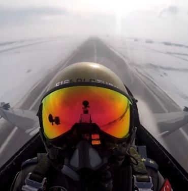 turk-pilotlari-artik-yerli-kokpitlerde-yetistirilecek-13J2xMF9.jpg